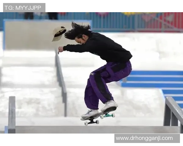 广州滑板队在世界滑板锦标赛中以60分稳居积分榜首位