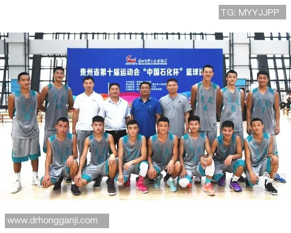 黄秀英专访:从球场新星到篮球传奇的奋斗与成长之路 黄秀英专访:从球场新星到篮球传奇的奋斗与成长之路