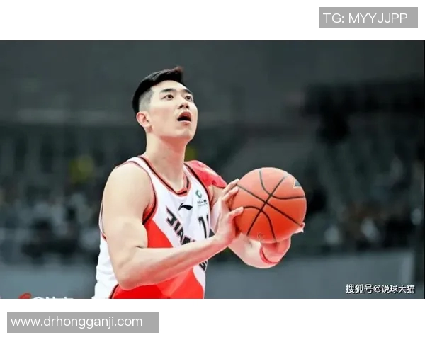 吴冠希带领球队再创佳绩展现出色球技与领导力的完美结合 吴冠希带领球队再创佳绩展现出色球技与领导力的完美结合