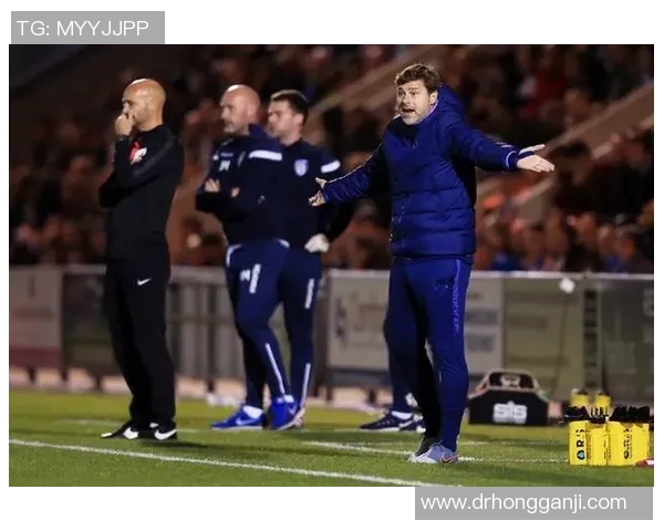 欧冠门票系统崩溃数万球迷排队长达12小时抢购门票