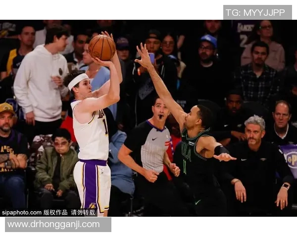 湖人凯尔特人总决赛巅峰对决历史回顾与精彩瞬间解析 湖人凯尔特人总决赛巅峰对决历史回顾与精彩瞬间解析